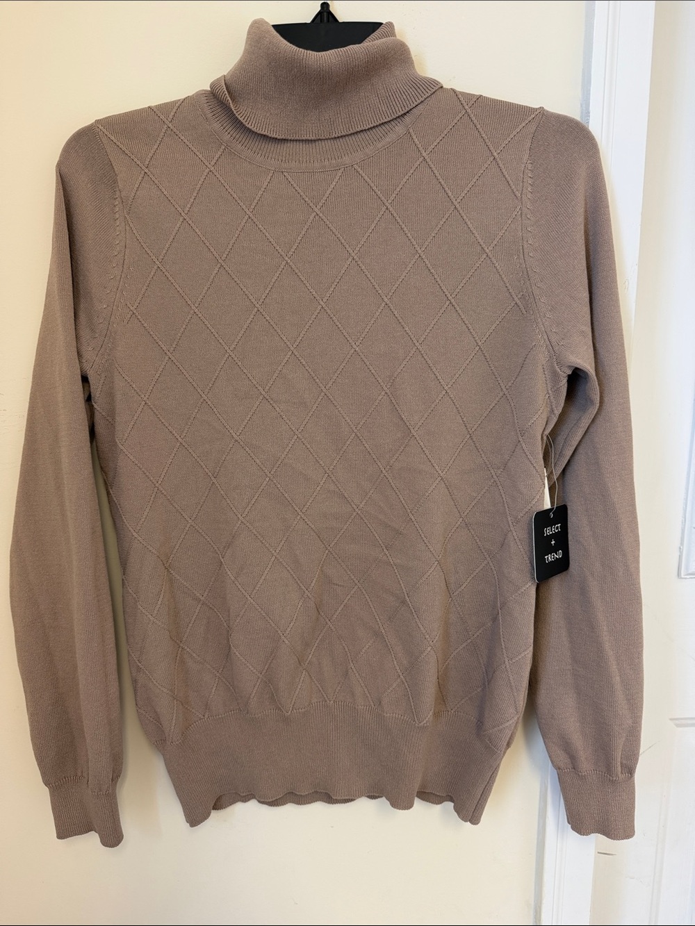 Classic Diamond Knit Turtleneck Sweater - Taupe